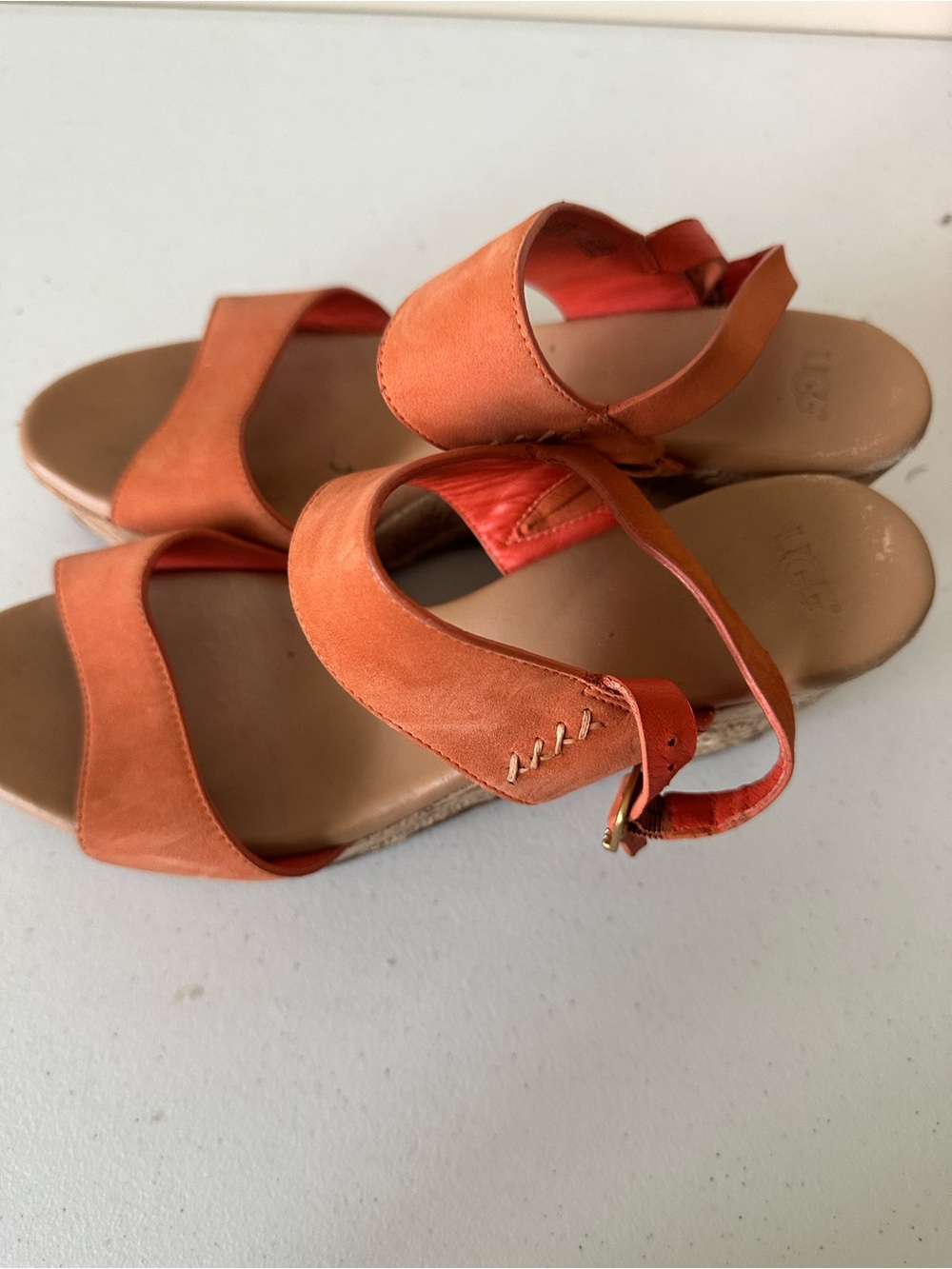 UGG Women's Orange Slingback Sandals size 10, pre owned - Picture 2 of 5
